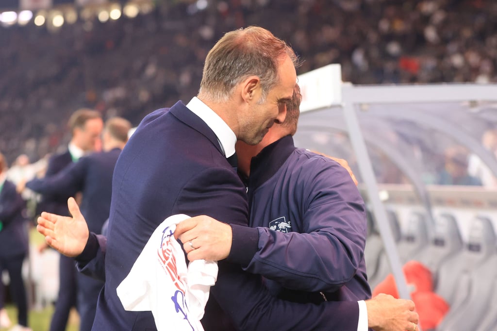 Oliver Mintzlaff und Max Eberl bei RB Leipzigs Gewinn des DFB-Pokals.