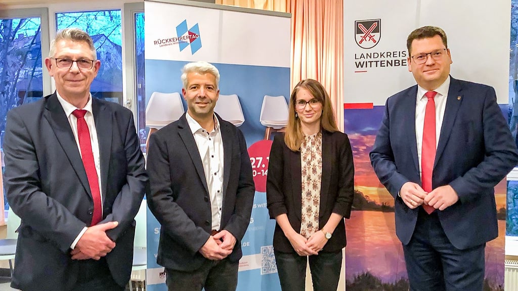 Werben für den Rückkehrertag am 27. Dezember: Olaf Ruch, Stefan Krutzger, Carolin Schollbach, Christian Tylsch (v.l.)