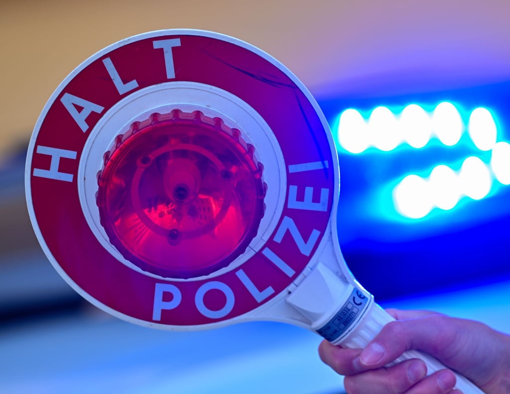 Ein Autofahrer in Zittau machte sich gleich mehrfach strafbar. (Illustration)