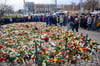 Blumen und Kerzen an der Magdeburger Johanniskirche zwei Tage nach dem Anschlag.