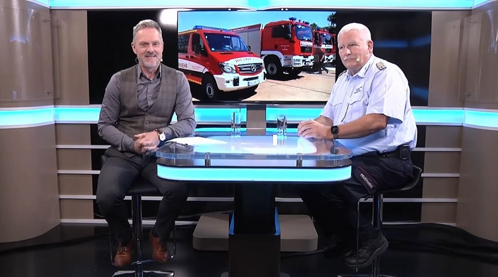 Kai-Uwe Lohse vom Landesfeuerwehrverband warnt eindringlich vor den Risiken von Feuerwerkskörpern. Ein besonderes Risiko stellen illegale Feuerwerkskörper dar, die oft aus dem Ausland stammen.