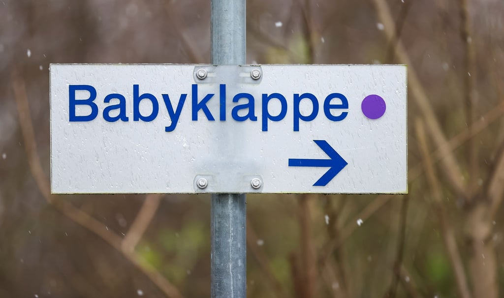 Babyklappen gibt es in Sachsen-Anhalt in Magdeburg, Halle und Dessau-Roßlau. Im Vorjahr wurden sechs Babys dort sicher abgelegt und in medizinische Obhut übergeben. (Archivfoto)