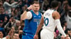 Sorgen um Luka Doncic (l): Der Mavs-Star verletzte sich gegen die Wolves.