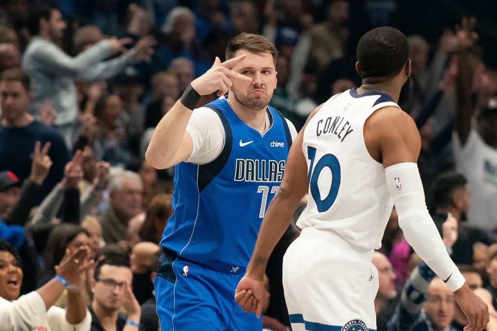 Sorgen um Luka Doncic (l): Der Mavs-Star verletzte sich gegen die Wolves.