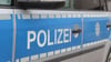 Die Polizei sucht nach Zeugen, die einen Übergriff an der Haltestelle "Bahnhof Neustadt" in Magdeburg beobachtet haben.