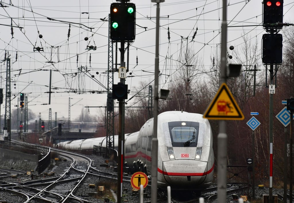 Eine Signalstörung sorgt für Probleme im ICE-Verkehr zwischen Hannover und Magdeburg. (Symbolfoto)