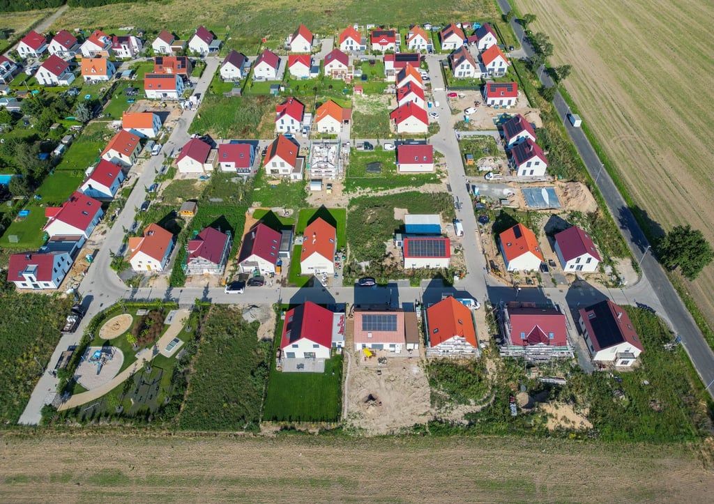 Bei den Kaufpreisen für Immobilien sehen Experten nur leichte Zuwächse in den meisten Regionen.