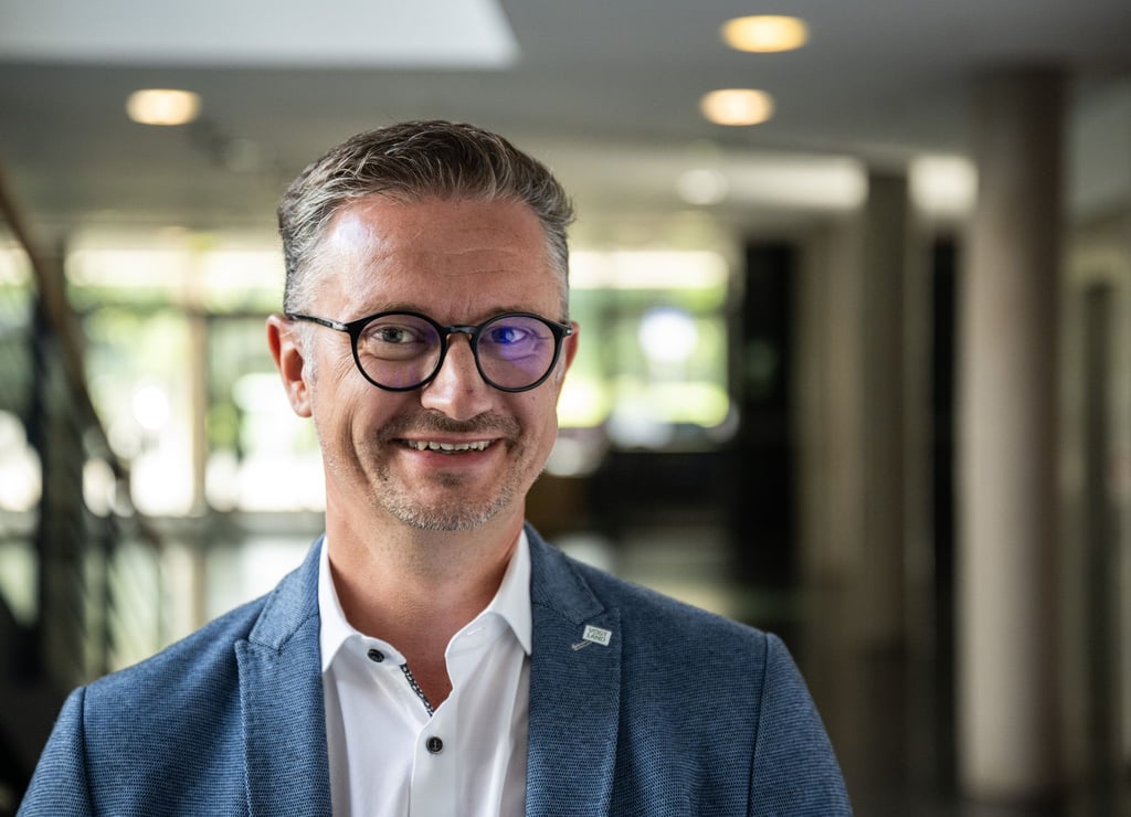 Thüringens neuer Bildungsminister Christian Tischner (CDU) kann sich ein Mindestalter für die Nutzung von sozialen Medien wie in Australien vorstellen.