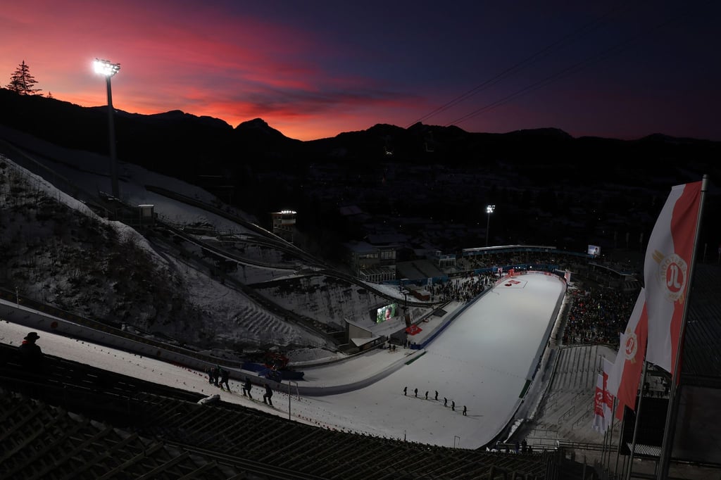 Die fast leere Arena in Oberstdorf.