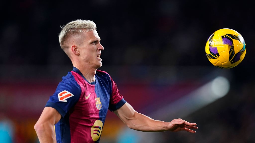 Die Zukunft von Dani Olmo beim FC Barcelona ist ungewiss.
