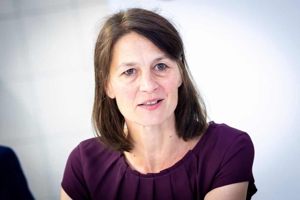Landwirtschaftsministerin Miriam Staudte (Bündnis 90/Die Grünen) will konventionellen und Öko-Betrieben bei der Hofübergabe helfen. (Archivfoto)