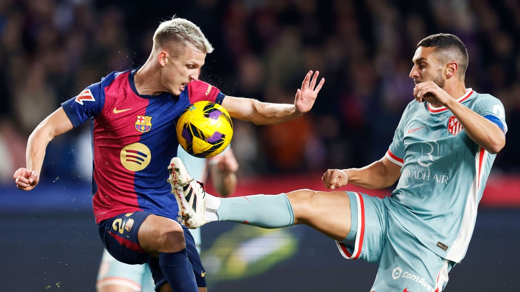 Läuft er noch einmal für Barca auf? Dani Olmo im Duell der Stadtrivalen gegen Atleticos Koke.