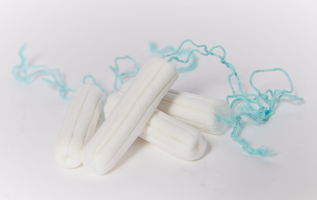 Für viele Mädchen und Frauen sind Periodenartikel laut Fachleuten zu teuer. (Symbolbild)