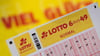 Viele Menschen spielen Lotto - im vergangenen Jahr lag der Einsatz bei mehr als 8,5 Milliarden Euro. (Archivbild)