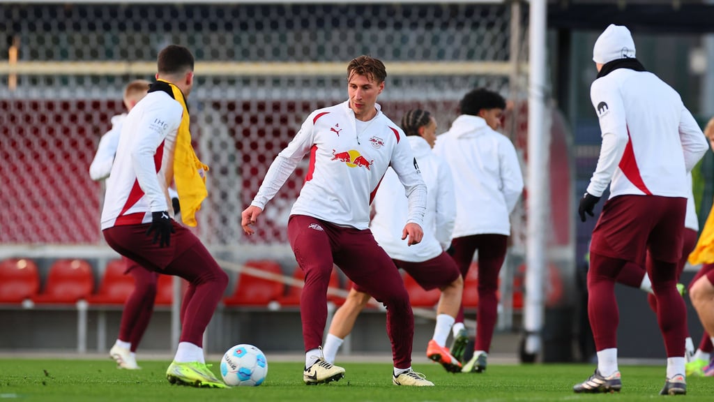 „Da war viel Zug drin, Dynamik, Spielfreude”: Willi Orban über das erste Training.