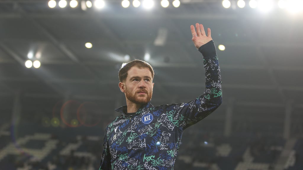 Einer der zielsichersten Zweitliga-Stürmer verlässt mit sofortiger Wirkung die 2. Bundesliga: Budu Zivzivadze vom Karslruher FC wechselt zum 1. FC Heidenheim.