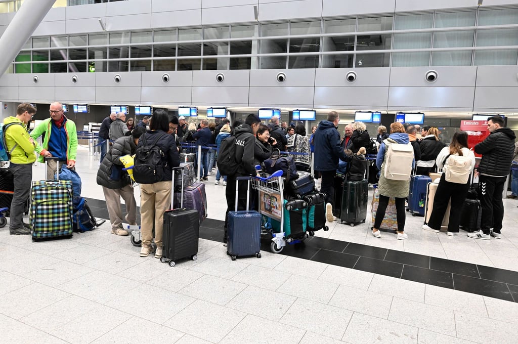 Für viele Passagiere wurde die Grenzkontrolle an den deutschen Flughäfen wegen einer IT-Störung zur Nervenprobe.