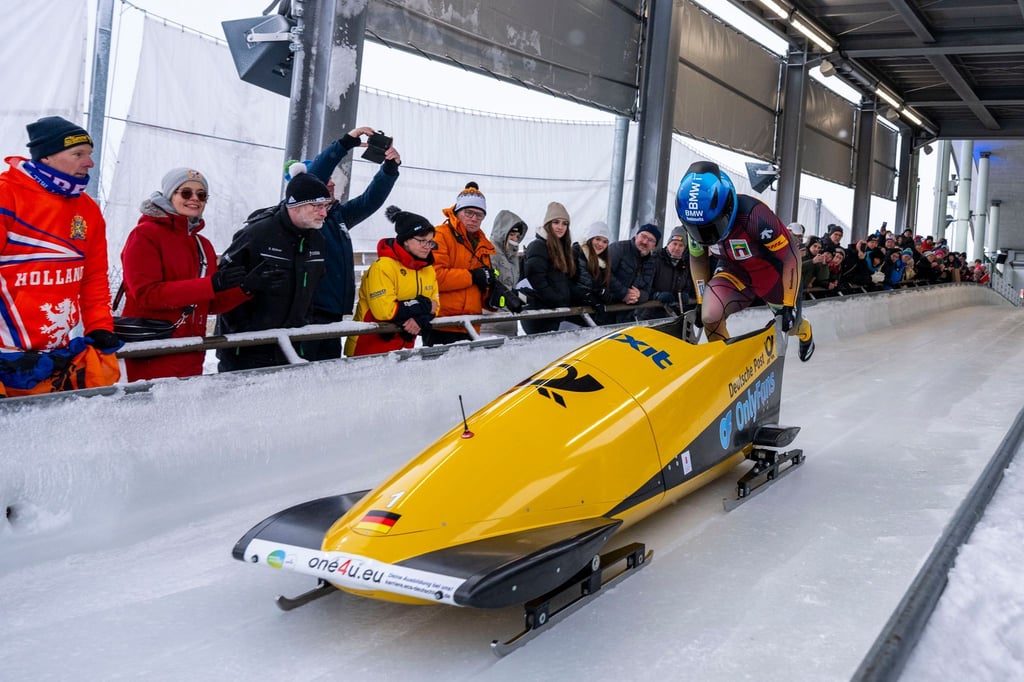 Lisa Buckwitz ist beim Monobob-Rennen in Winterberg auf Rang eins gefahren.