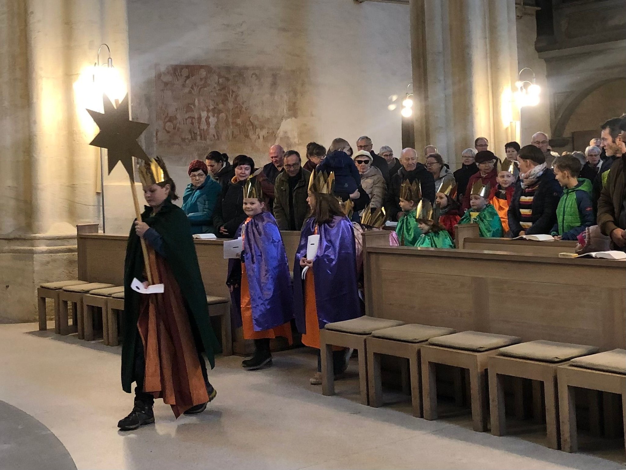 Dreikönigstag in Zeitz Sternsinger werden mit Gottesdienst im Dom St