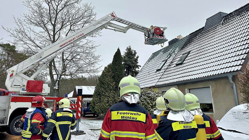 Die Ortswehren aus Gräfenhainichen, Möhlau, Jüdenberg und Zschornewitz rückten zu einem Schornsteinbrand nach Möhlau aus.