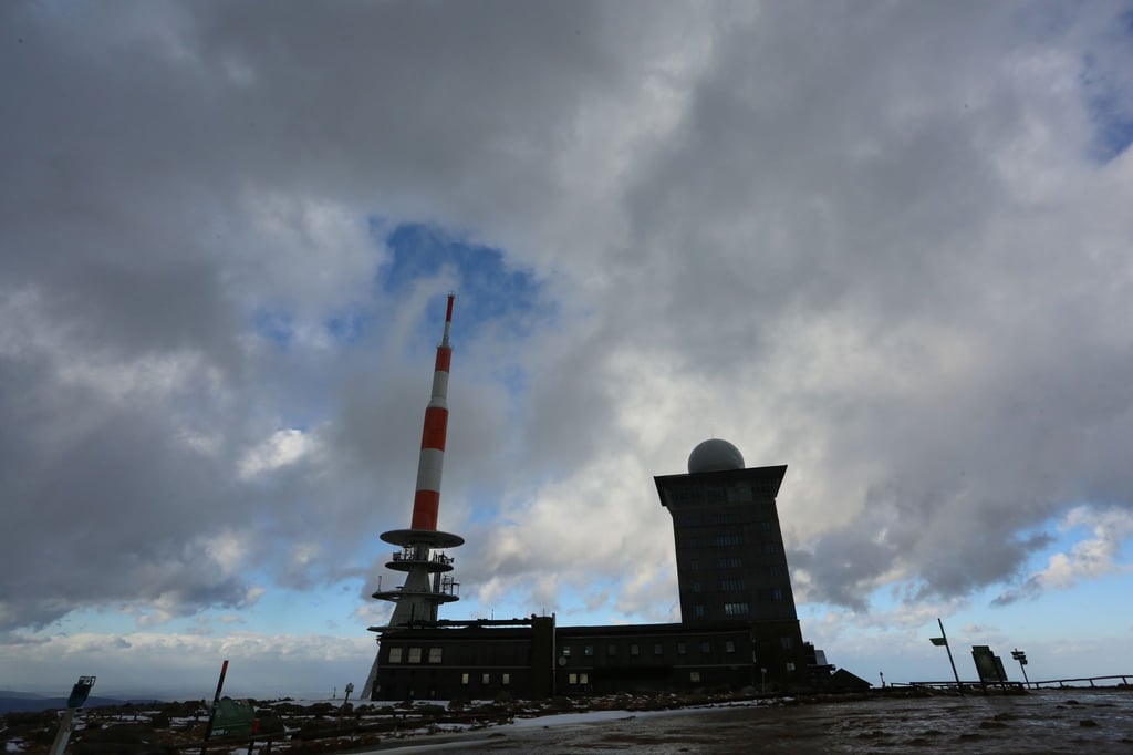 Auf dem Brocken werden extreme Orkanböen erwartet. (Archivbild)