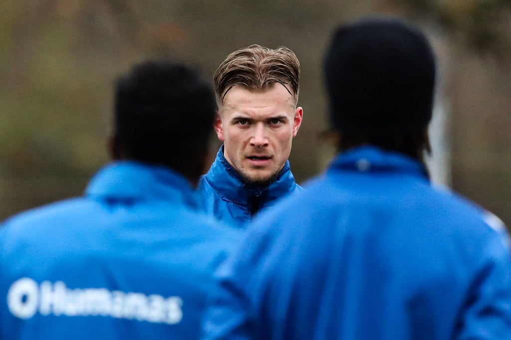 Magdeburgs Neu-Stürmer Alexander Ahl Holmström bei seiner ersten Trainingseinheit mit dem Team.
