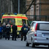 Ein Dresdner Polizist ist bei einer Fahndung nach Autodieben erfasst und getötet worden.