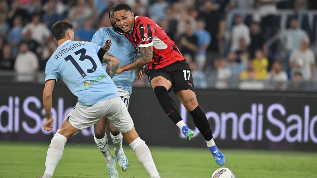 Im Visier von RB: Noah Okafor (rechts).