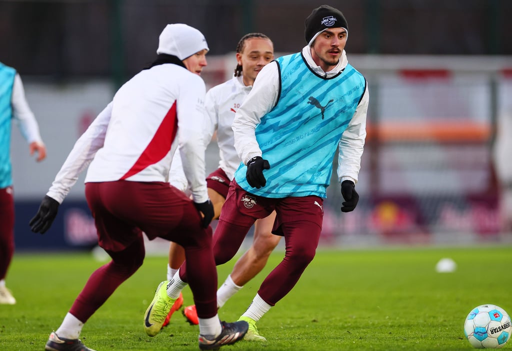 Eljif Elmas im Training von RB Leipzig.
