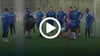 Ein Hirtenhund besuchte den 1. FC Magdeburg beim Training in Side am Dienstag.