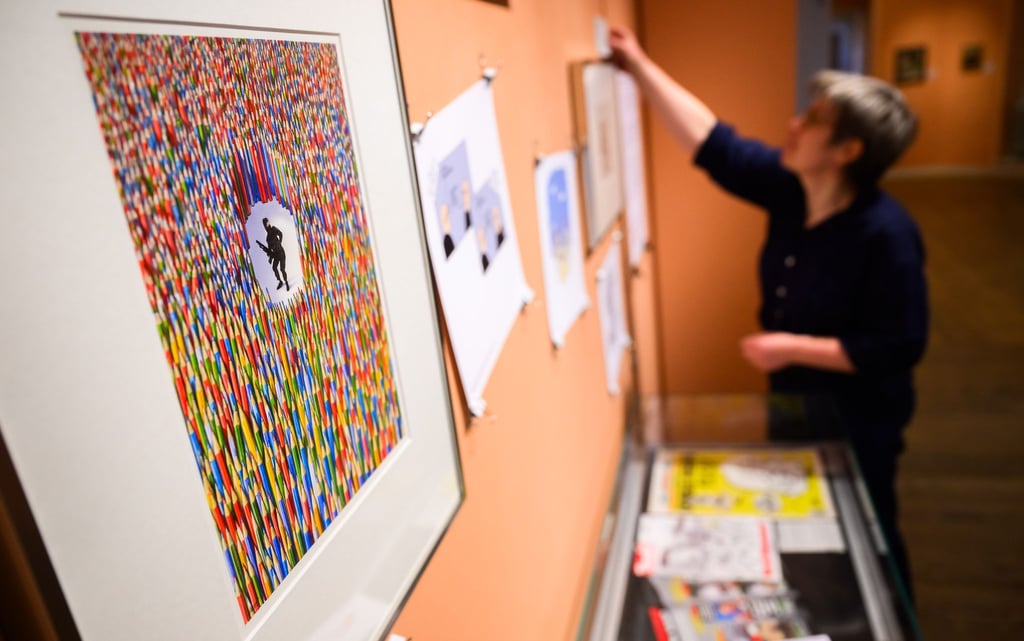 Vier deutsche Museen erinnern an den Anschlag auf das Satiremagazin „Charlie Hebdo“ in Paris vor zehn Jahren.