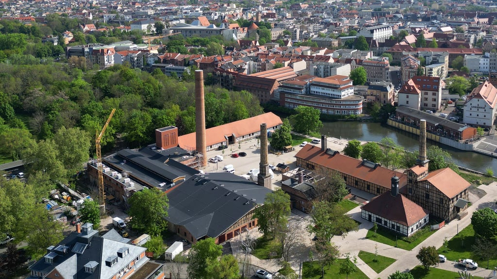 Das Salinegelände in Halle wird derzeit saniert. Ob das Salinetechnikum dort auch wieder einziehen wird, ist zurzeit unklar.