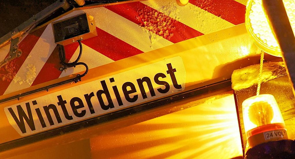 In Salzwedel gibt es heftige Vorwürfe am Winterdienst. Ein Bürger beauptet, der Bauhof sei trotz glatter Straßen absichtlich nicht ausgerückt.