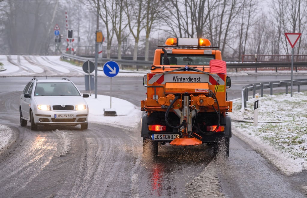 Auf vielen Straßen in Brandenburg ist es glatt