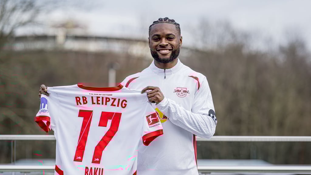 Erstes Foto beim neuen Klub: Ridle Baku.