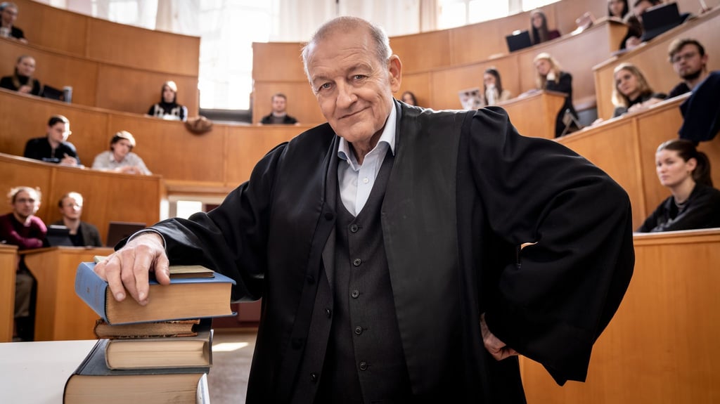 Wilsberg ermittelt an der Uni.