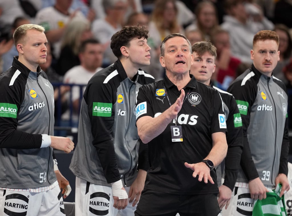 Fährt mit 17 Spielern zur WM: Bundestrainer Alfred Gislason.