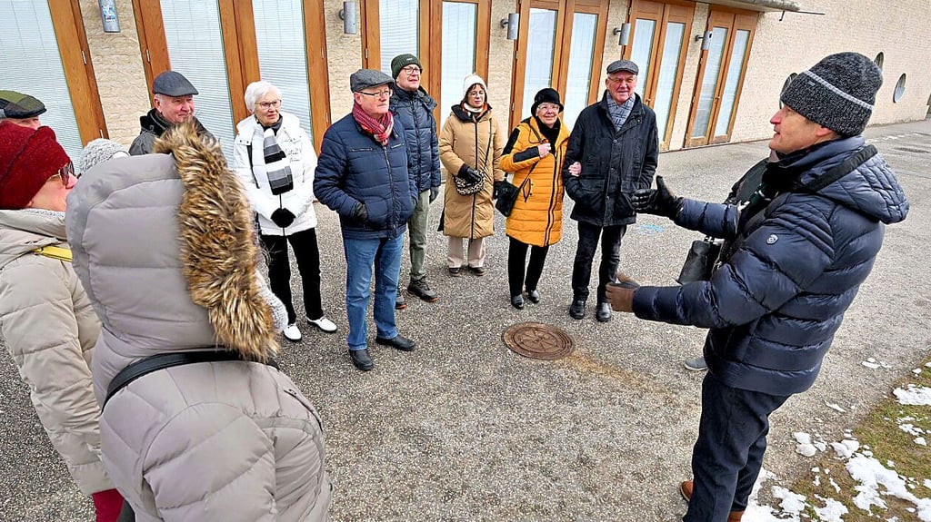 Andreas Blath führte eine der Gruppen bei den Führungen am Tag der offenen Tür durch die Stadt.