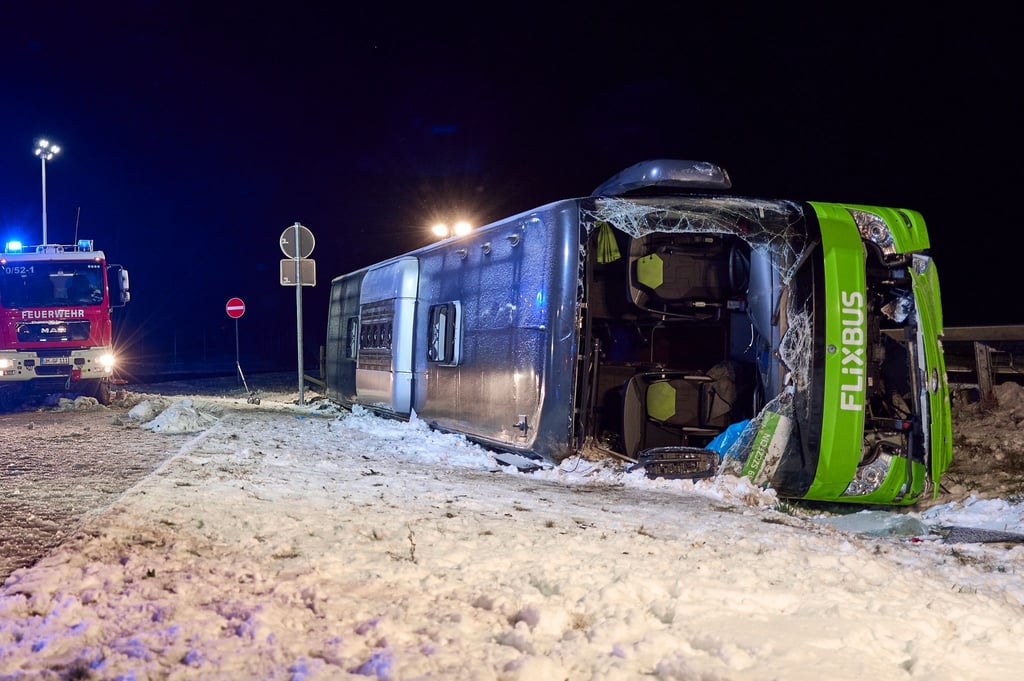 Es gab zwei Todesopfer bei dem Unfall auf der A11.