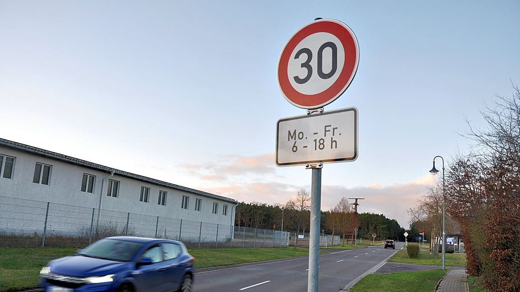 Seit November 2024 gilt in Möringen Tempo 30, um die Verkehrssituation im Ort zu beruhigen.