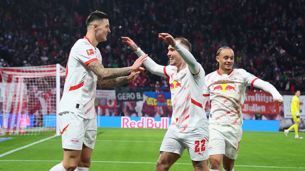 Leipziger Jubel: David Raum und die Torschützen von R