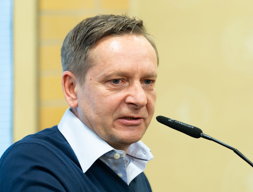 Union-Manager Horst Heldt äußert sich zur umstrittenen Entscheidung des DFB-Sportgerichts.