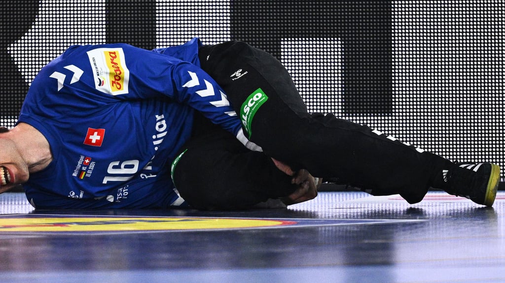 Nach einer schweren Verletzung wurde das Handball-Verbandsliga-Duell zwischen Coswig und Staßfurt II abgebrochen. Nun entscheidet das Sportgericht über eine Wertung beziehungsweise Neuansetzung.