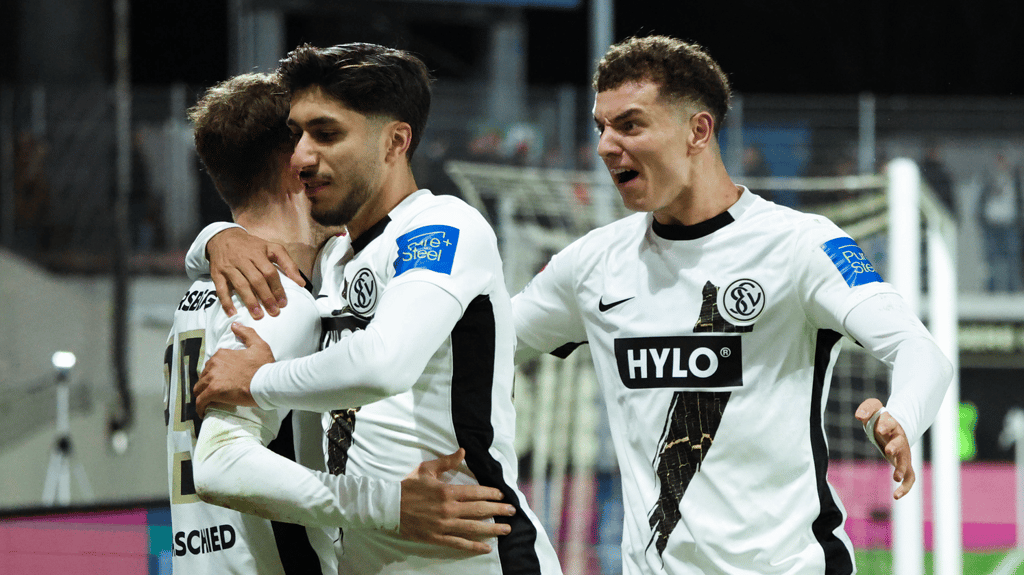 Mit einem Spitzenspiel starten der 1. FC Magdeburg und SV Elversberg ins Fußballjahr 2025. Für den Gewinner ist der Sprung auf einen Aufstiegsplatz fast garantiert.