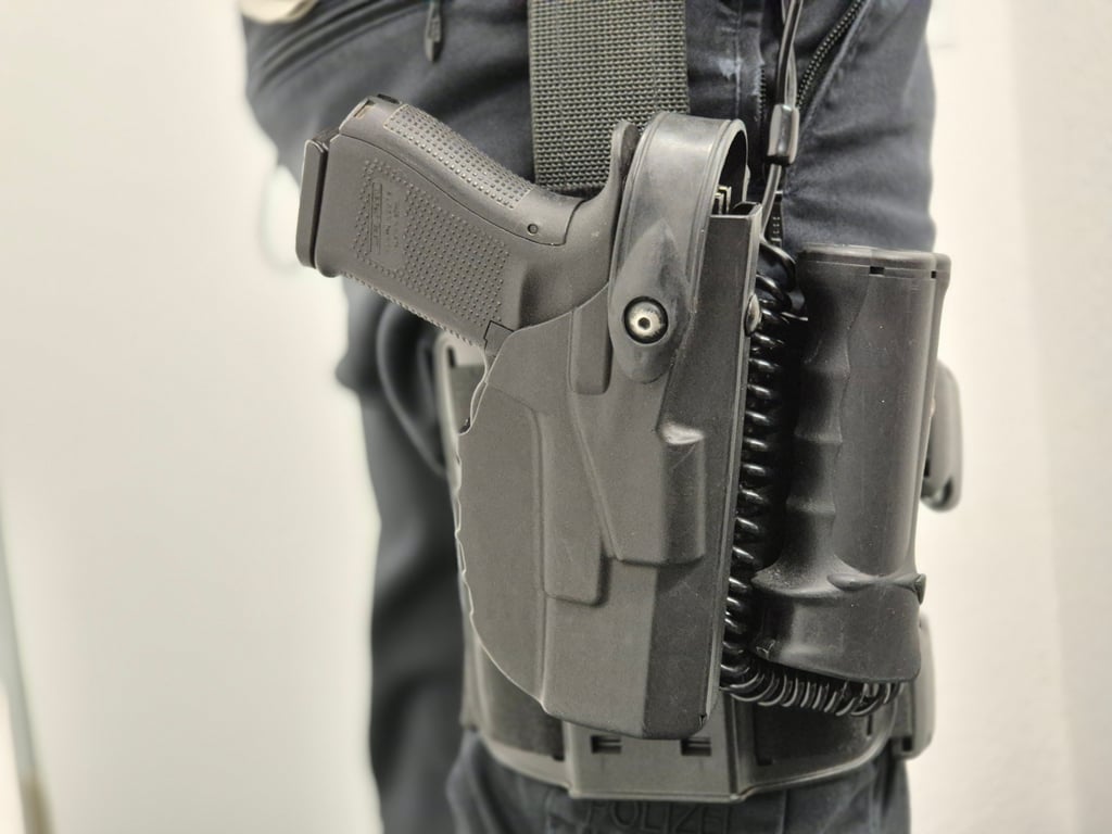 Bei der Polizei Sachsen-Anhalt ist eine Dienstwaffe Glock 46 abhanden gekommen. Die Ermittlungen laufen.