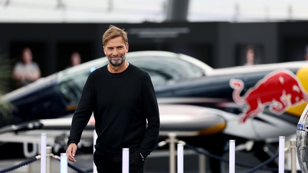 „Ich dachte, das sei eine Pressekonferenz”: Jürgen Klopp bei seiner Präsentation.