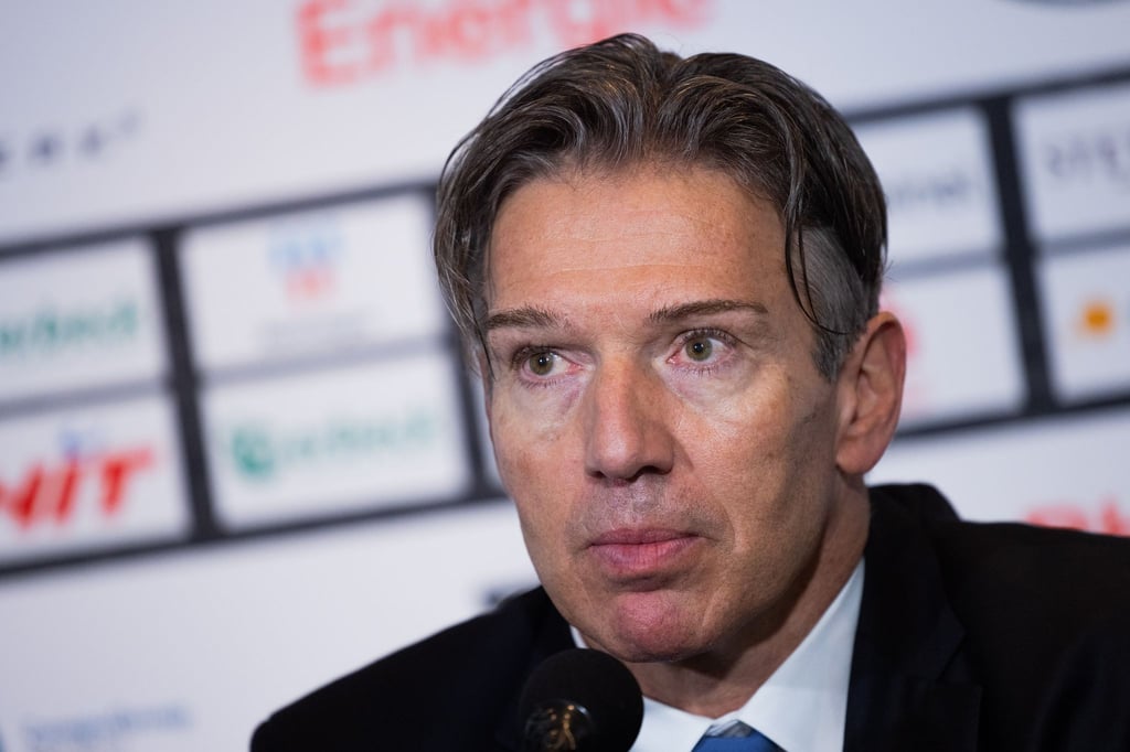 Uwe Krupp wechselt als Trainer in die Schweiz