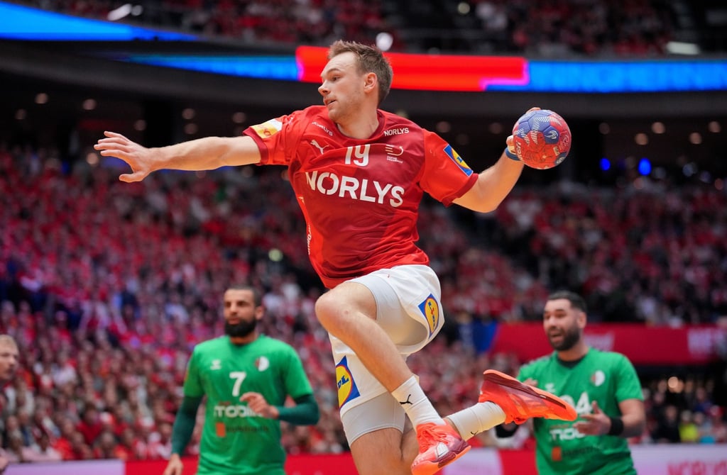 Titelverteidiger Dänemark feierte zum Auftakt der Handball-WM einen klaren Sieg gegen Algerien.