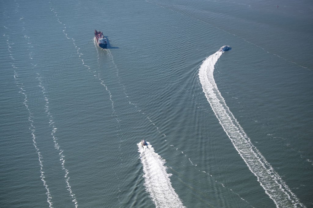 Ein internationales Übereinkommen soll verhindern, dass Ballastwasser von Schiffen unbehandelt in die Meere gelangen. (Symbolbild)