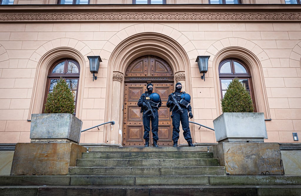 Der Auftakt des Terrorprozesses in Celle wurde kurz vor dem geplanten Beginn abgesagt.